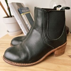 Red Wing Heritage Harriet Boot
